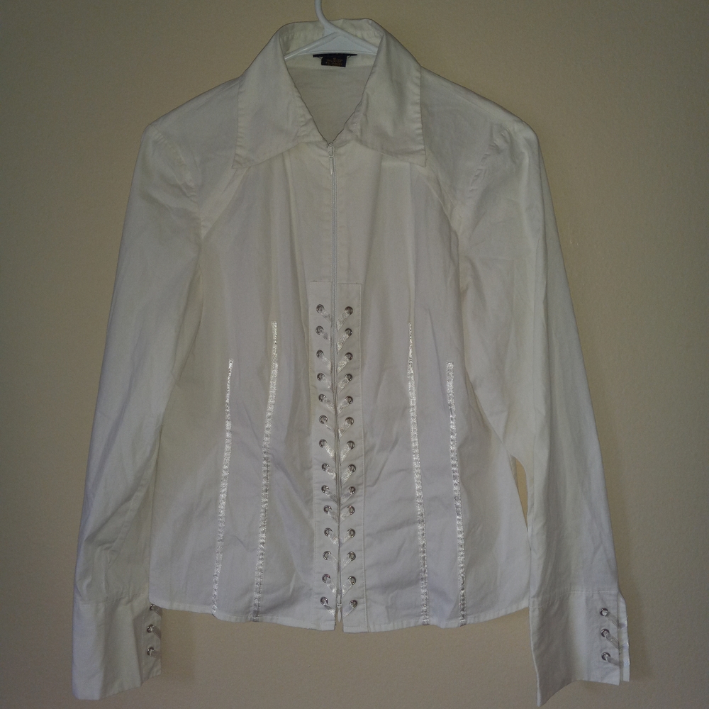 ELEMENTS Chic White Zip-Up Shirt with Lacings and Silver Grommets Women's Size 6
